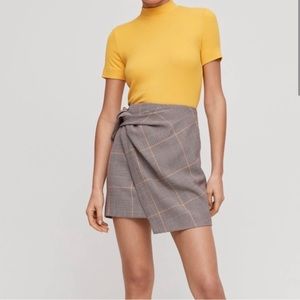 Aritzia Bavarian Jethro plaid twist skirt